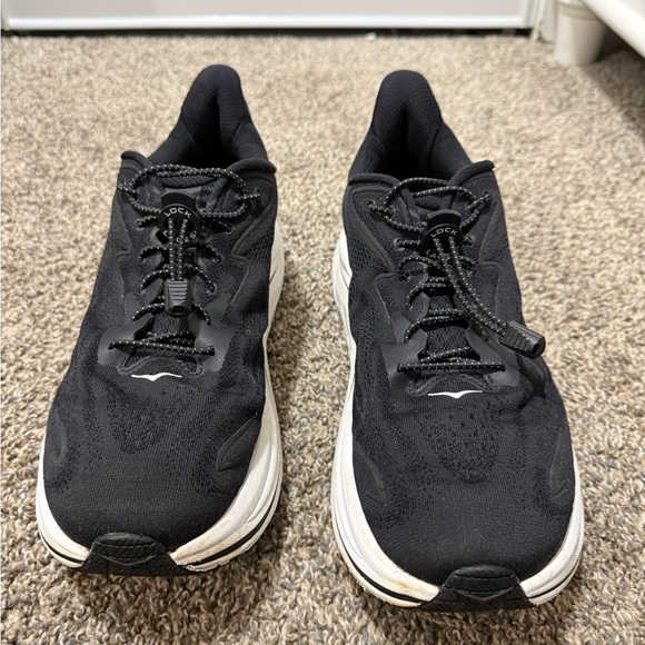 HOKA ONE ONE CLIFTON 10 Men's Black Running Shoes - Picture 3 of 9